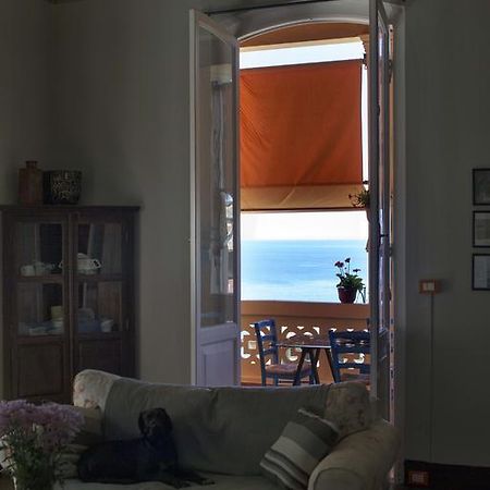 L'Andirivieni Bed and Breakfast Camogli Exteriör bild