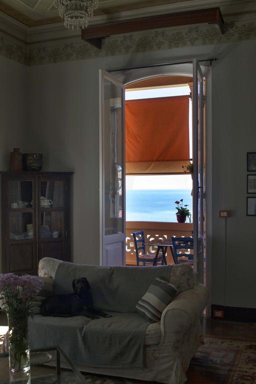 L'Andirivieni Bed and Breakfast Camogli Exteriör bild